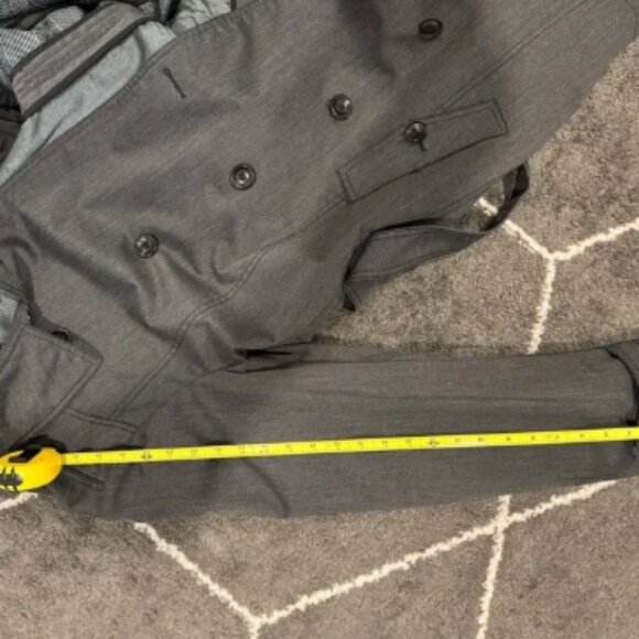 Men’s Armani Collezioni Grey Raincoat - Picture 4 of 8